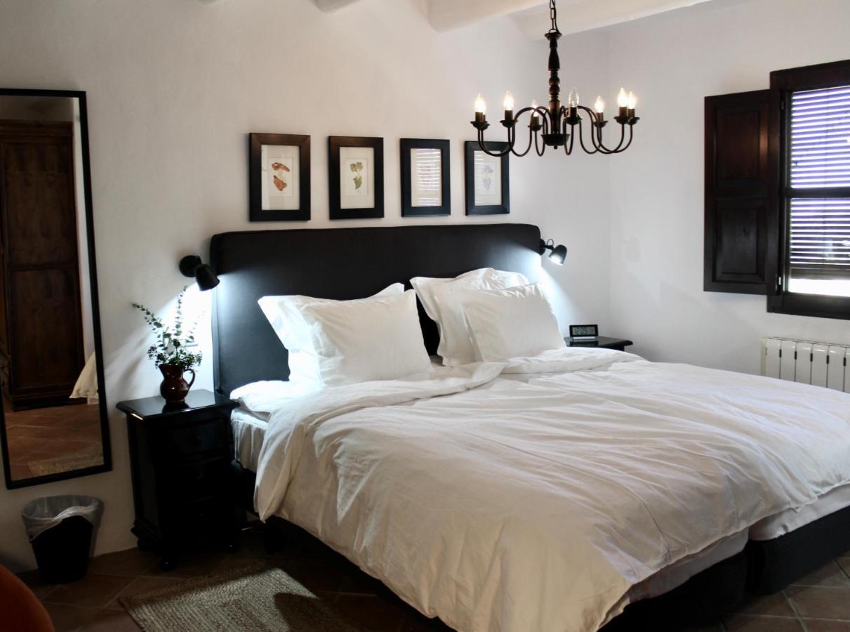 Cortijo La Fe Guest House Montefrio Luaran gambar