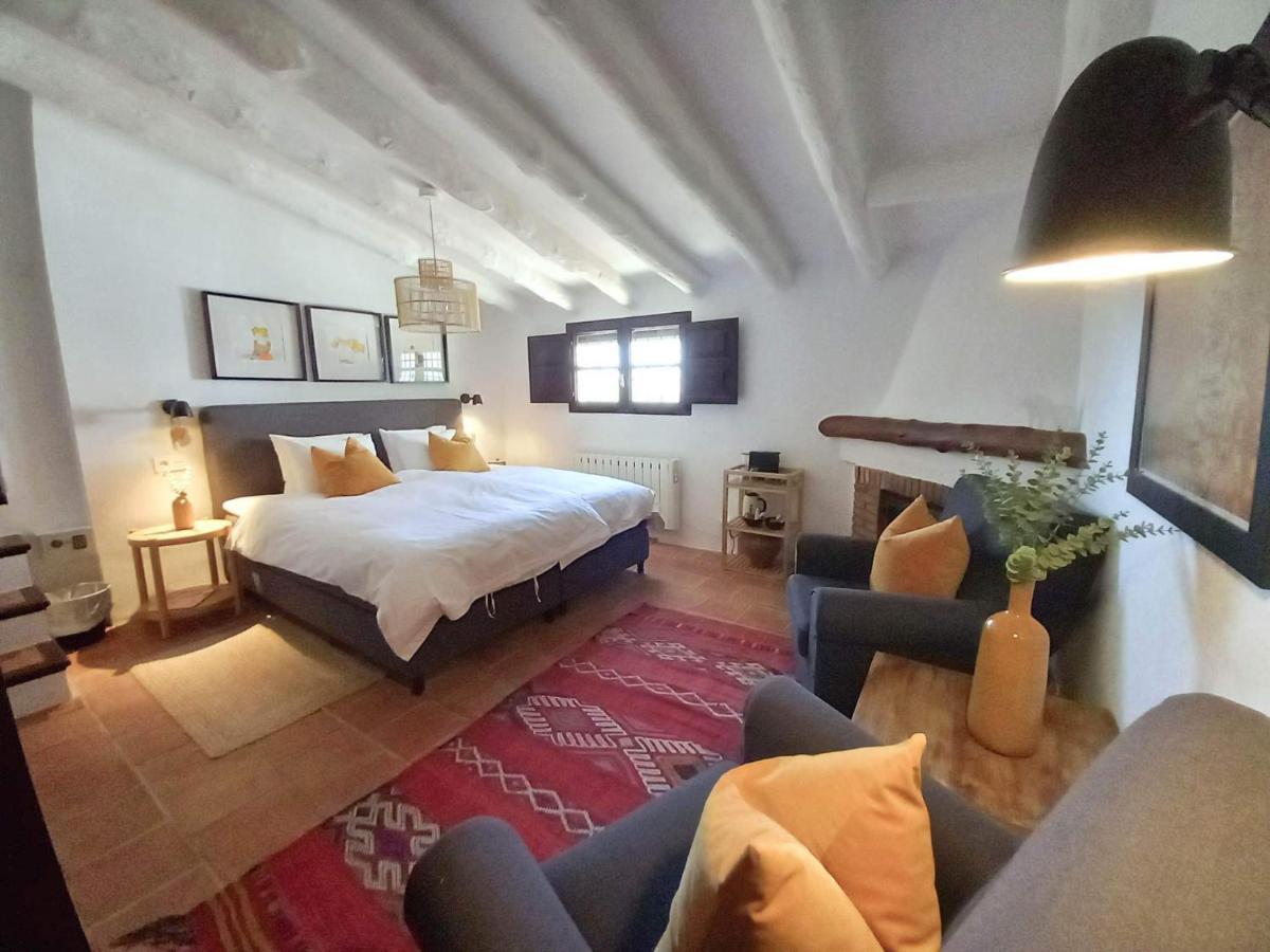 Cortijo La Fe Guest House Montefrio Luaran gambar