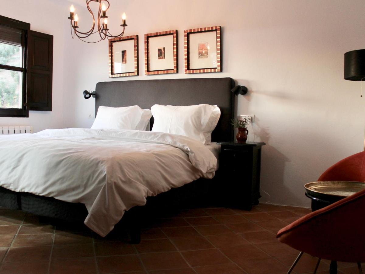 Cortijo La Fe Guest House Montefrio Luaran gambar