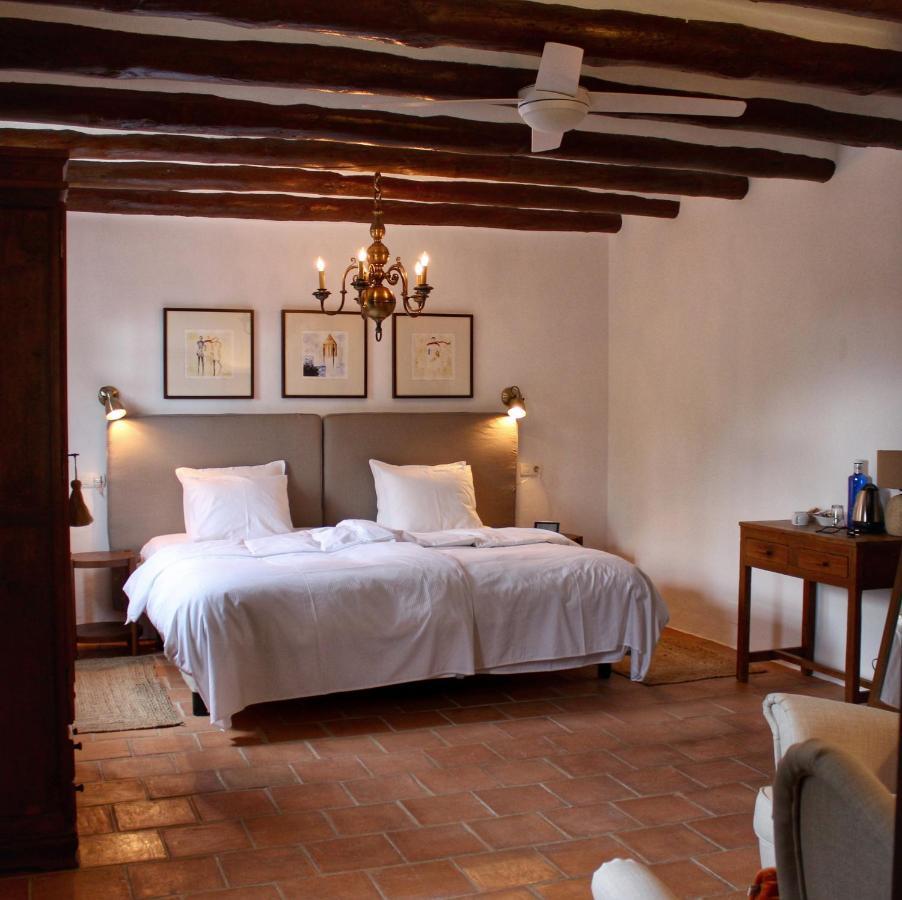 Cortijo La Fe Guest House Montefrio Luaran gambar